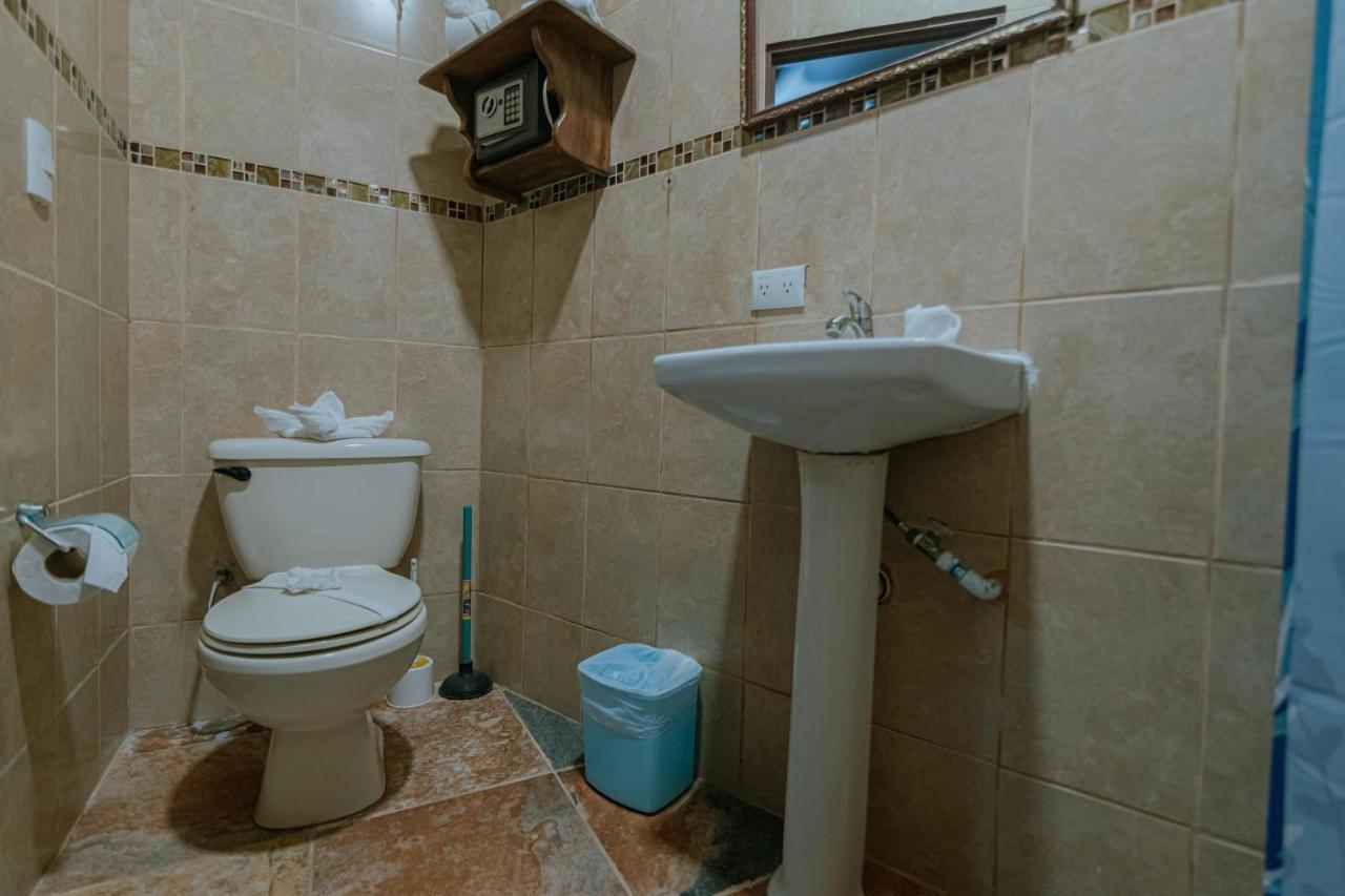 Oasis Diverse Adult Retreat Quepos Εξωτερικό φωτογραφία