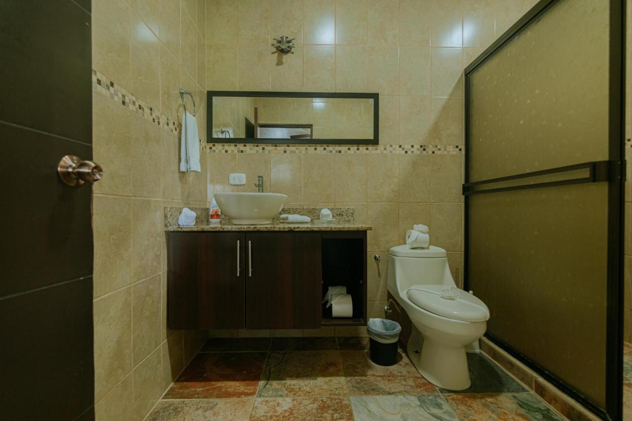 Oasis Diverse Adult Retreat Quepos Εξωτερικό φωτογραφία